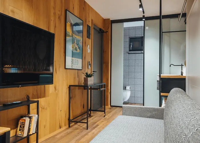 Kamp alanı Glamping By One66