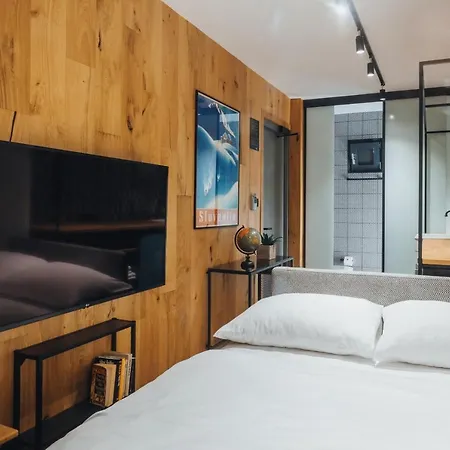 مكان تخييم Glamping By One66 *