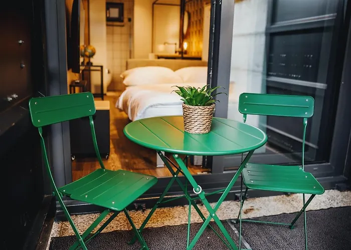 Campingplads Glamping By One66 *